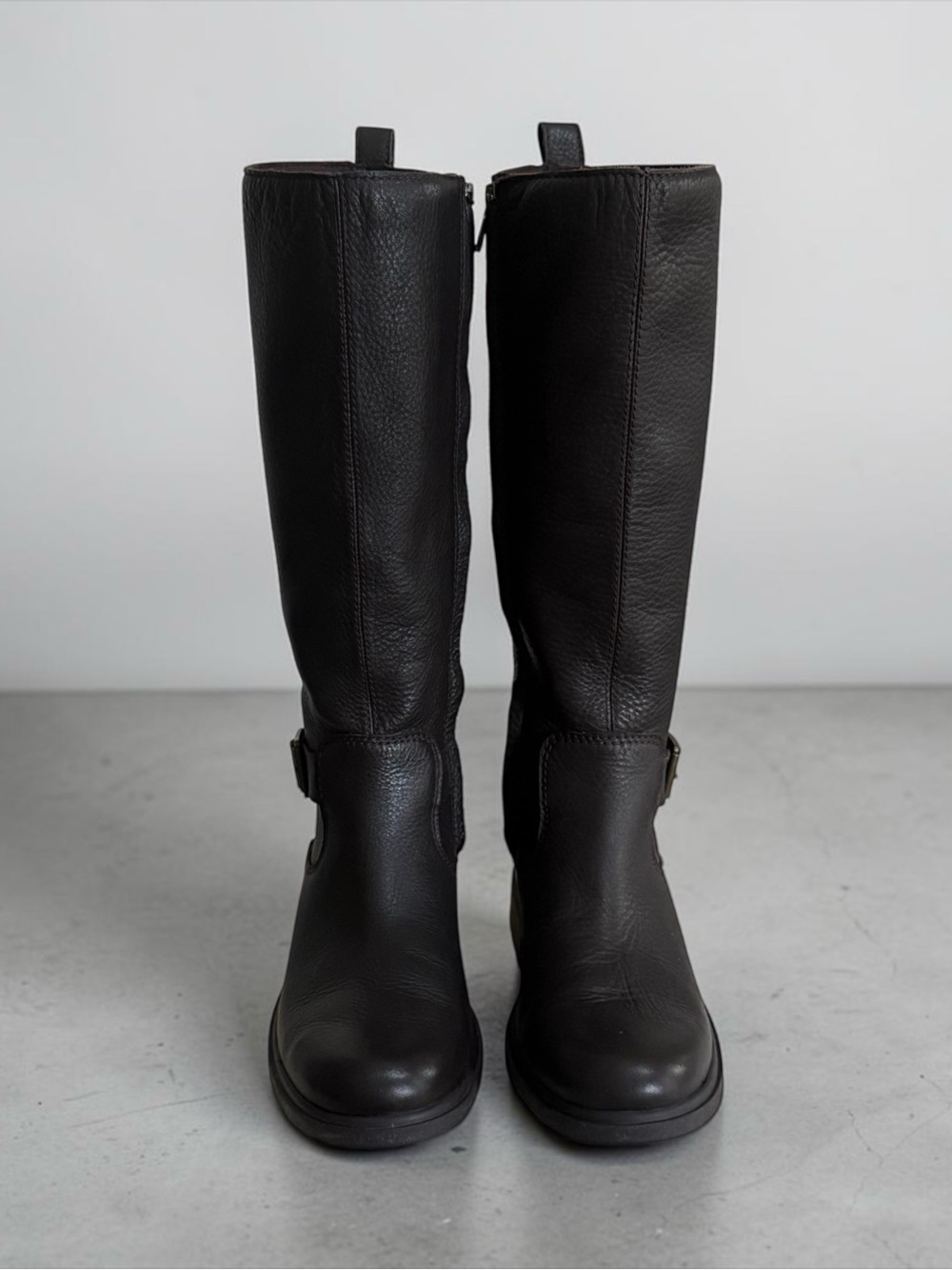 UGG Women’s Harrison Tall Leather Riding Boots Dark Brown 7.5 EUC! - Picture 5 of 12